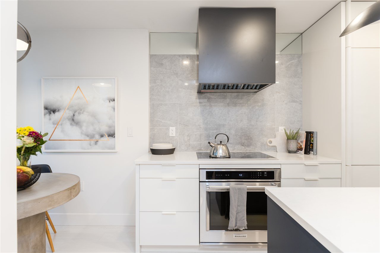 4-9 E Cordova St