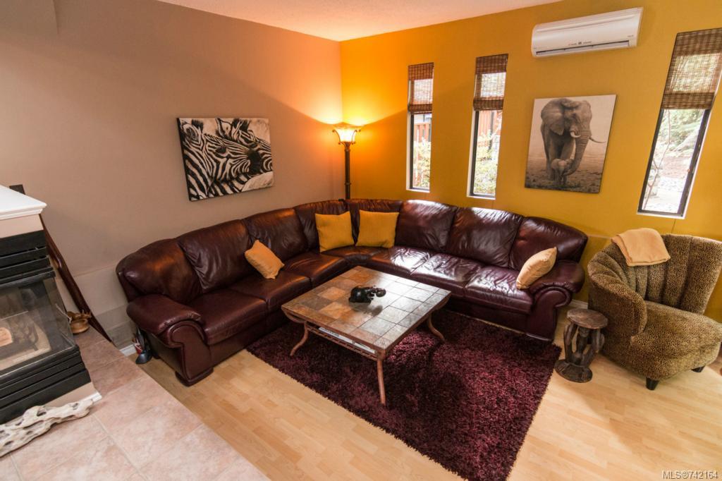 28 Falstaff Pl