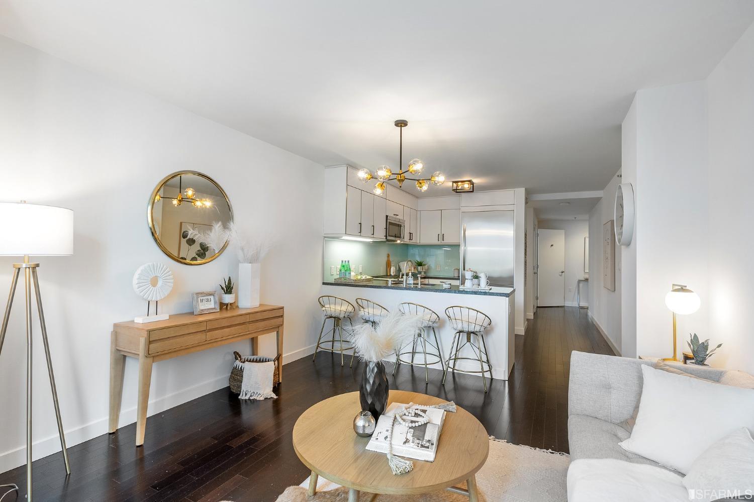 338 Spear St, #20c