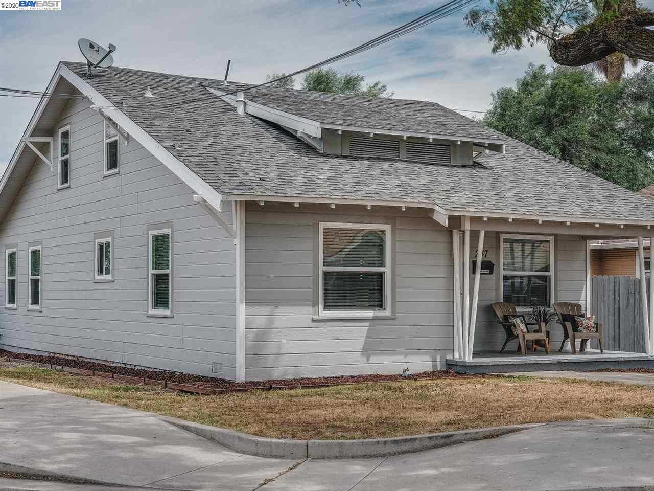 247 W Highland Ave