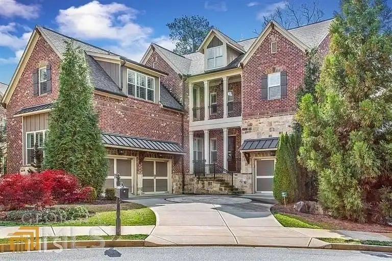 1067 Manoah Ct