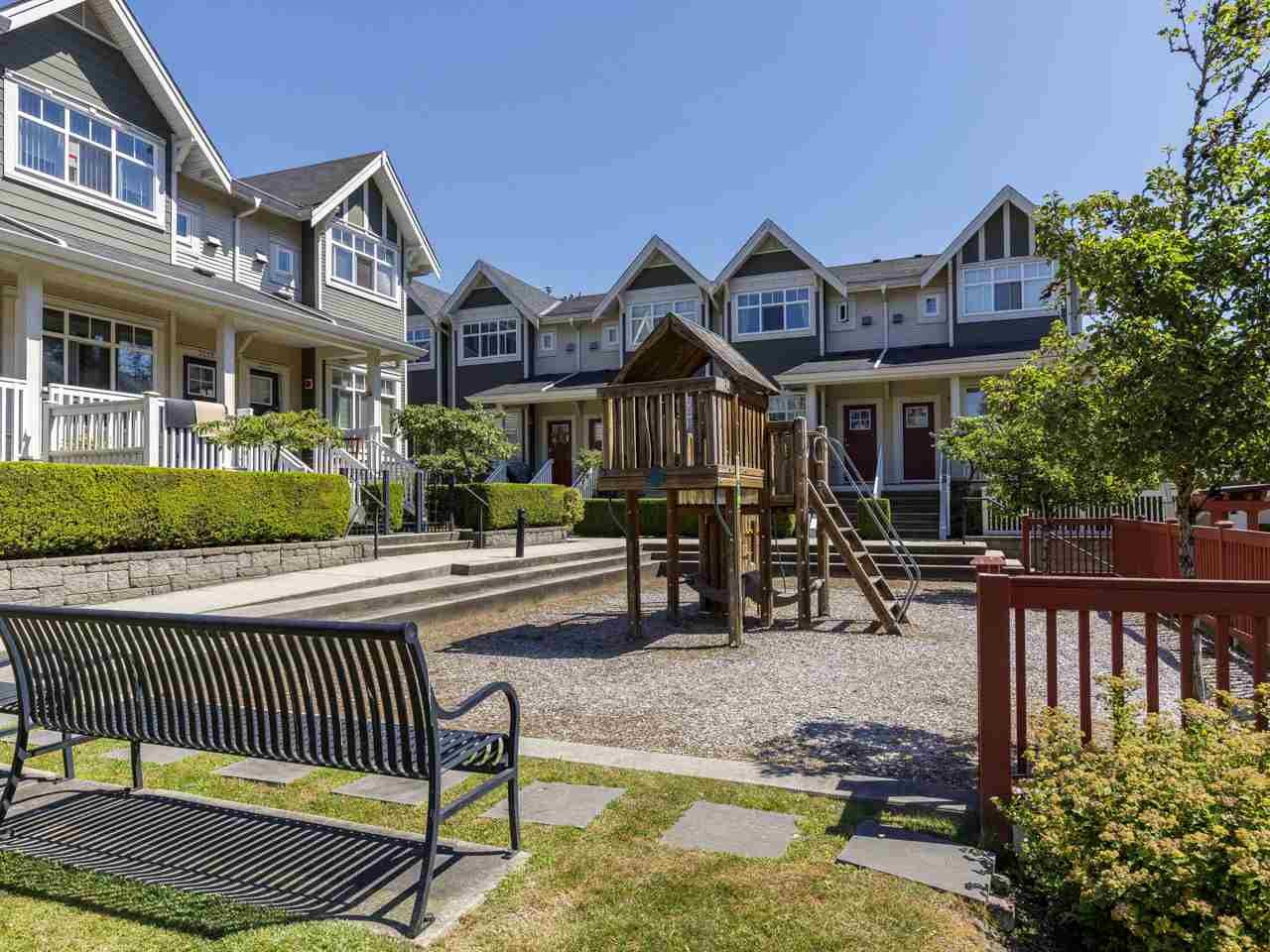 3208 Perrot Mews