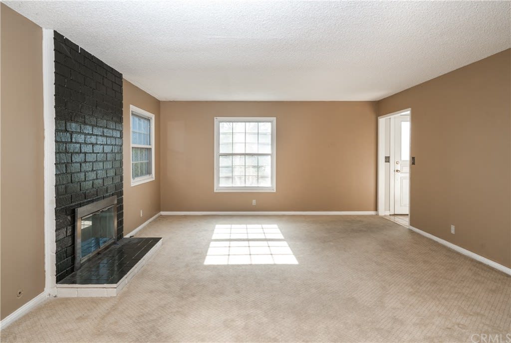 1591 Orchard Dr