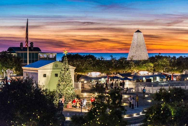 Turn on the Town, Holiday Parade and Tree Lighting