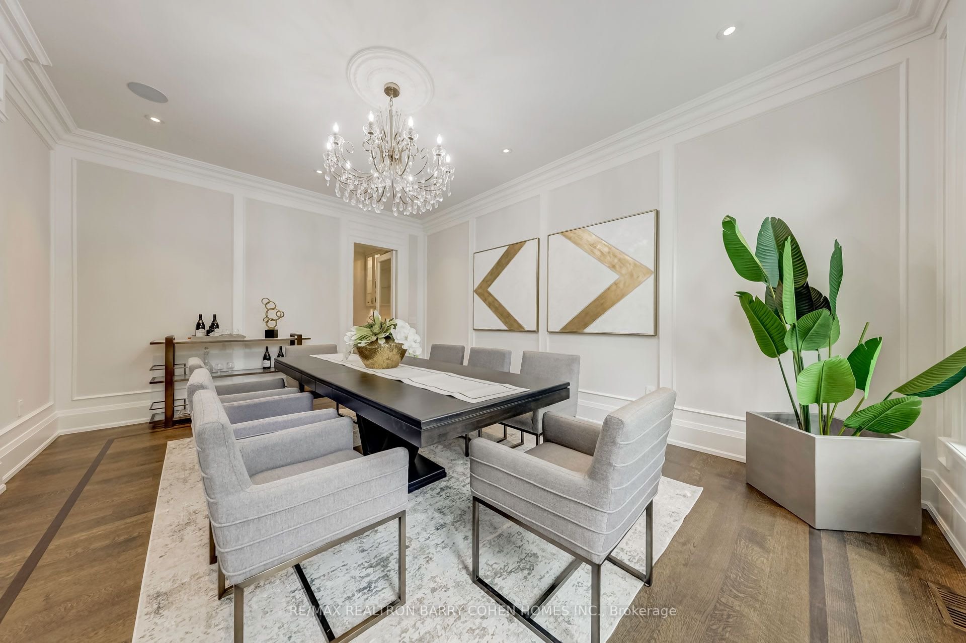 SOLD: Elegance & Luxury At Its Finest
