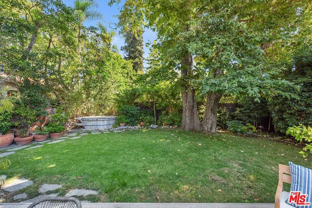 558 E Channel Rd