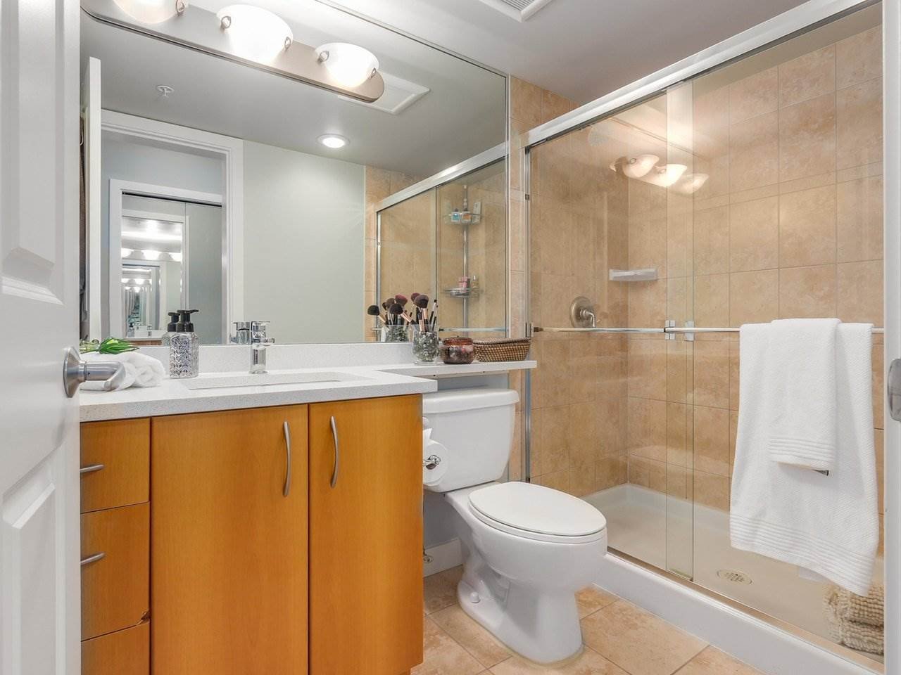 305-235 Guildford Wy