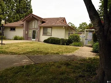 109 Tuscany Ct