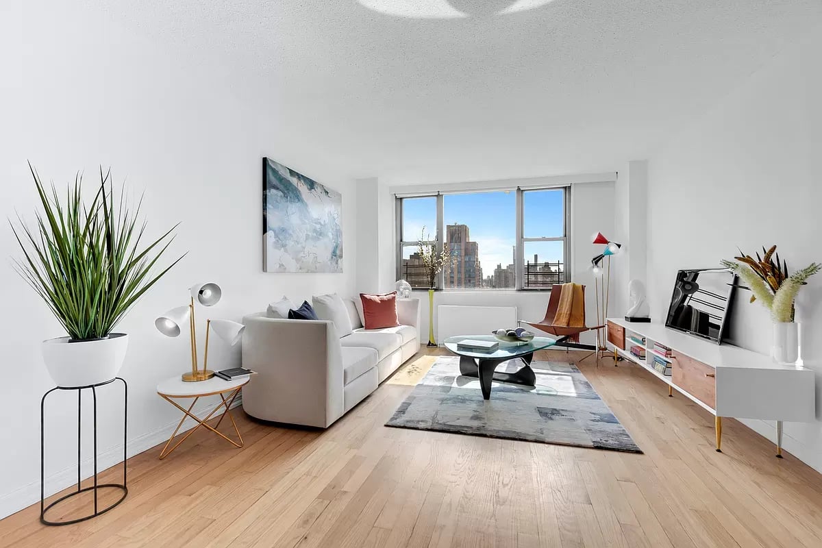444 East 86th Street Unit: 30D