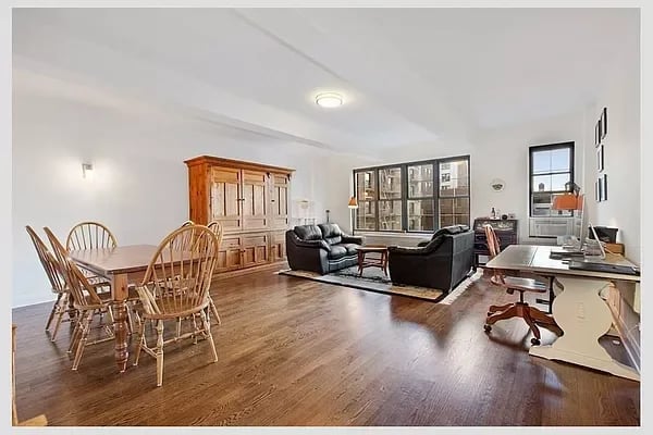 160 West 73rd St Unit: 8C