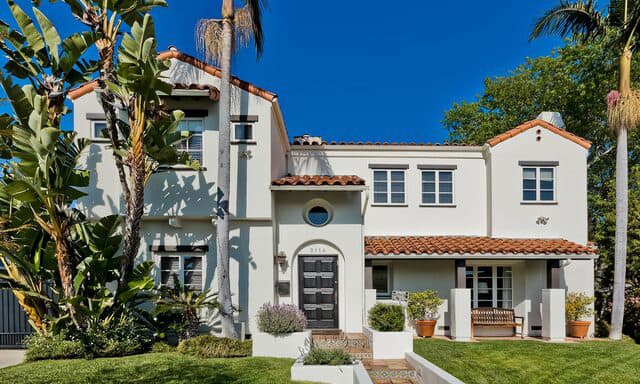 2114 Balsam Ave