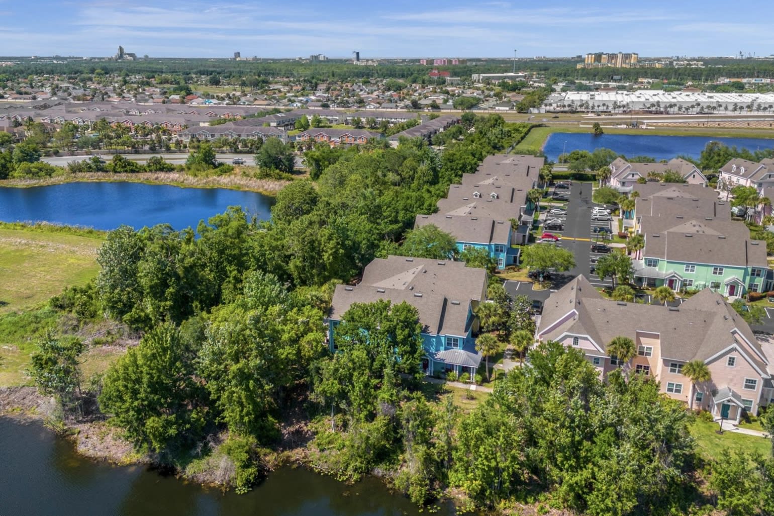 5008 MANGROVE ALY #202