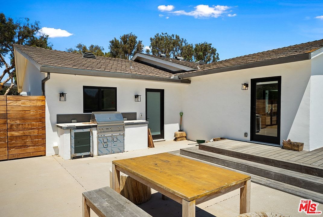 Oasis Luxe
