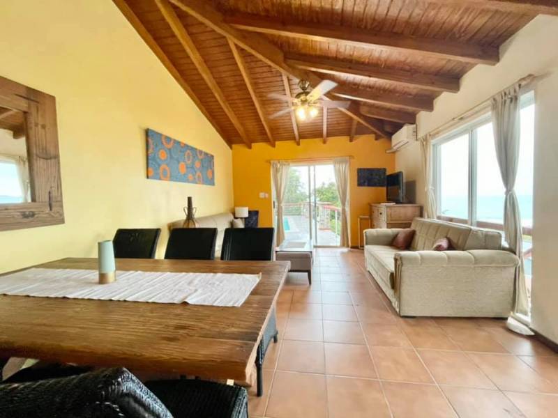 587 Lambert Beach Villa 3 Bed