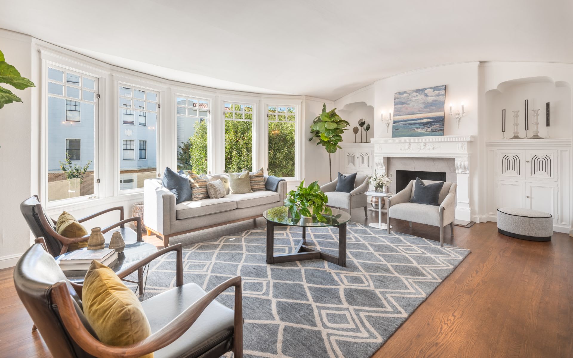 26 Cervantes Blvd
