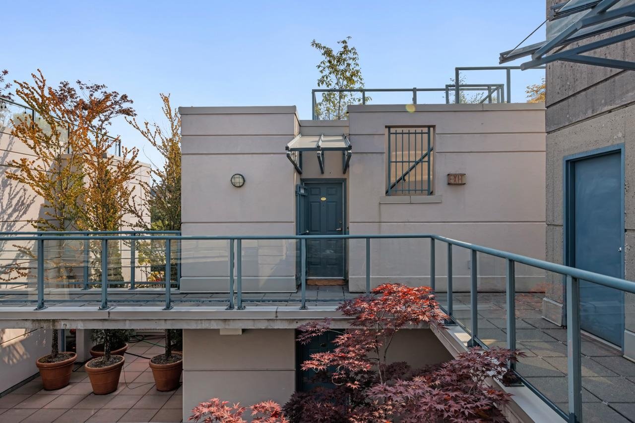 411-1630 W 1st Avenue, Vancouver