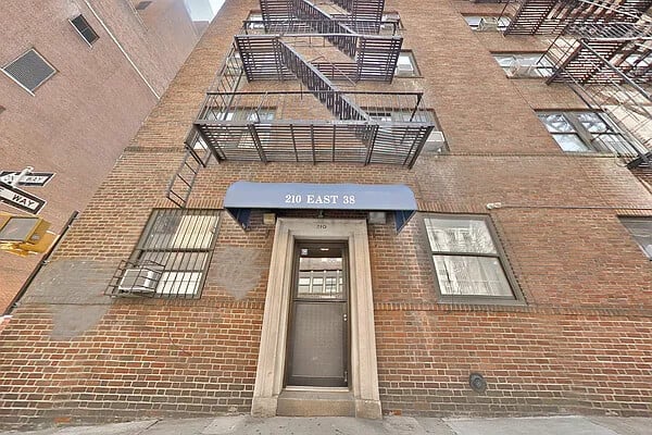 210 East 38th Street, Apt 4B