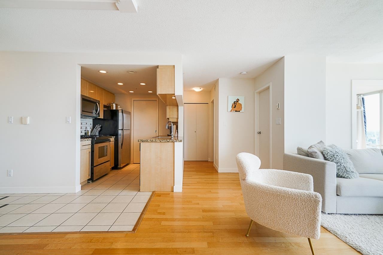 3001-1408 Strathmore Mews