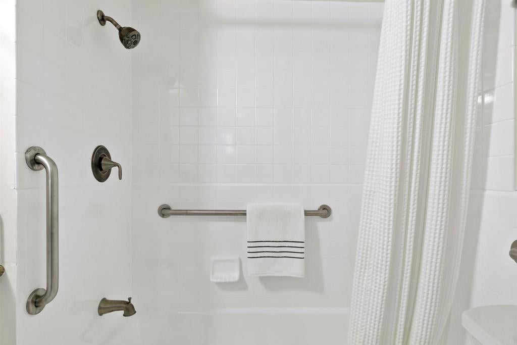 14-2354 Torrey Pines Rd, La Jolla