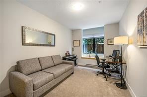 104-300 Waterfront Cres