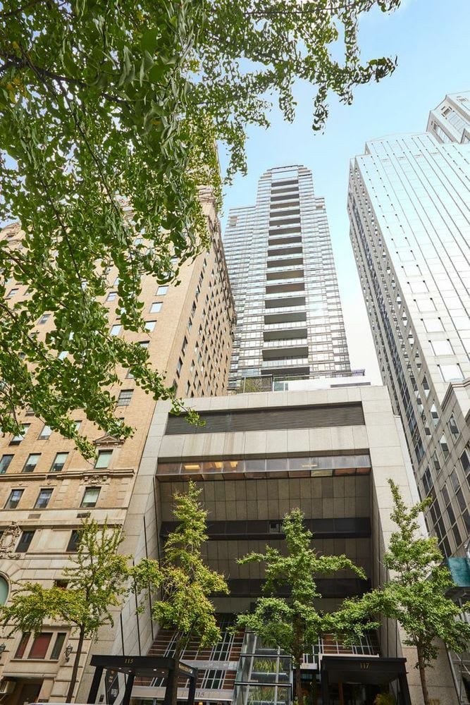 117 East 57th Street Unit: 23B