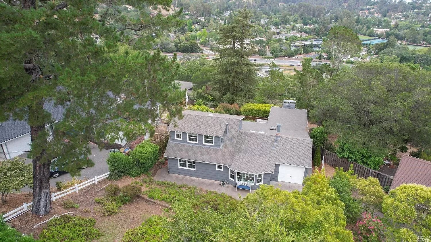 90 Coleman Dr