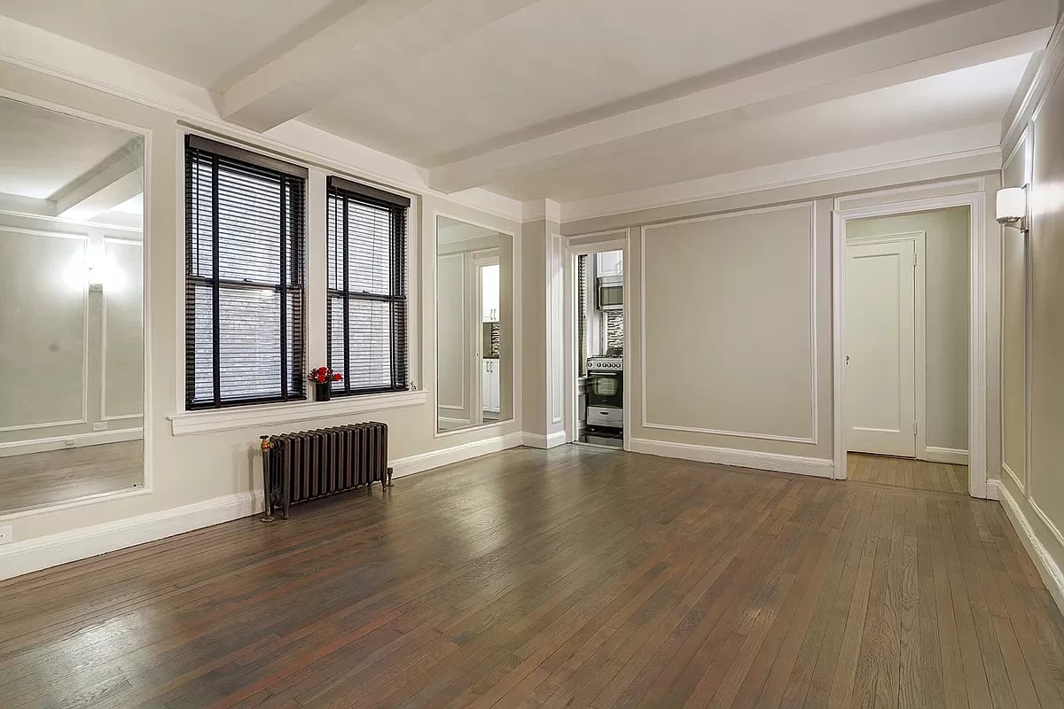 321 East 54th Street Unit: 3D