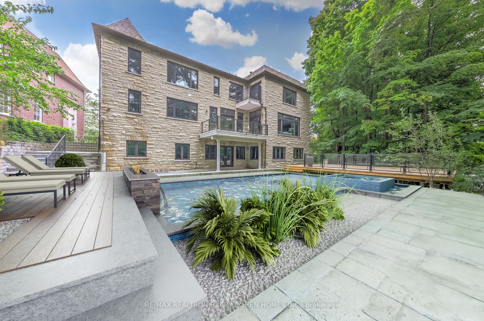 SOLD: Elegance & Luxury At Its Finest