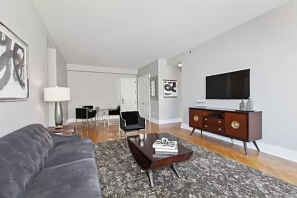 205 E 85TH ST UNIT 17C