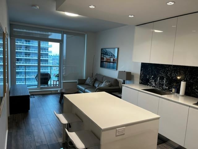3906-4650 Brentwood Blvd