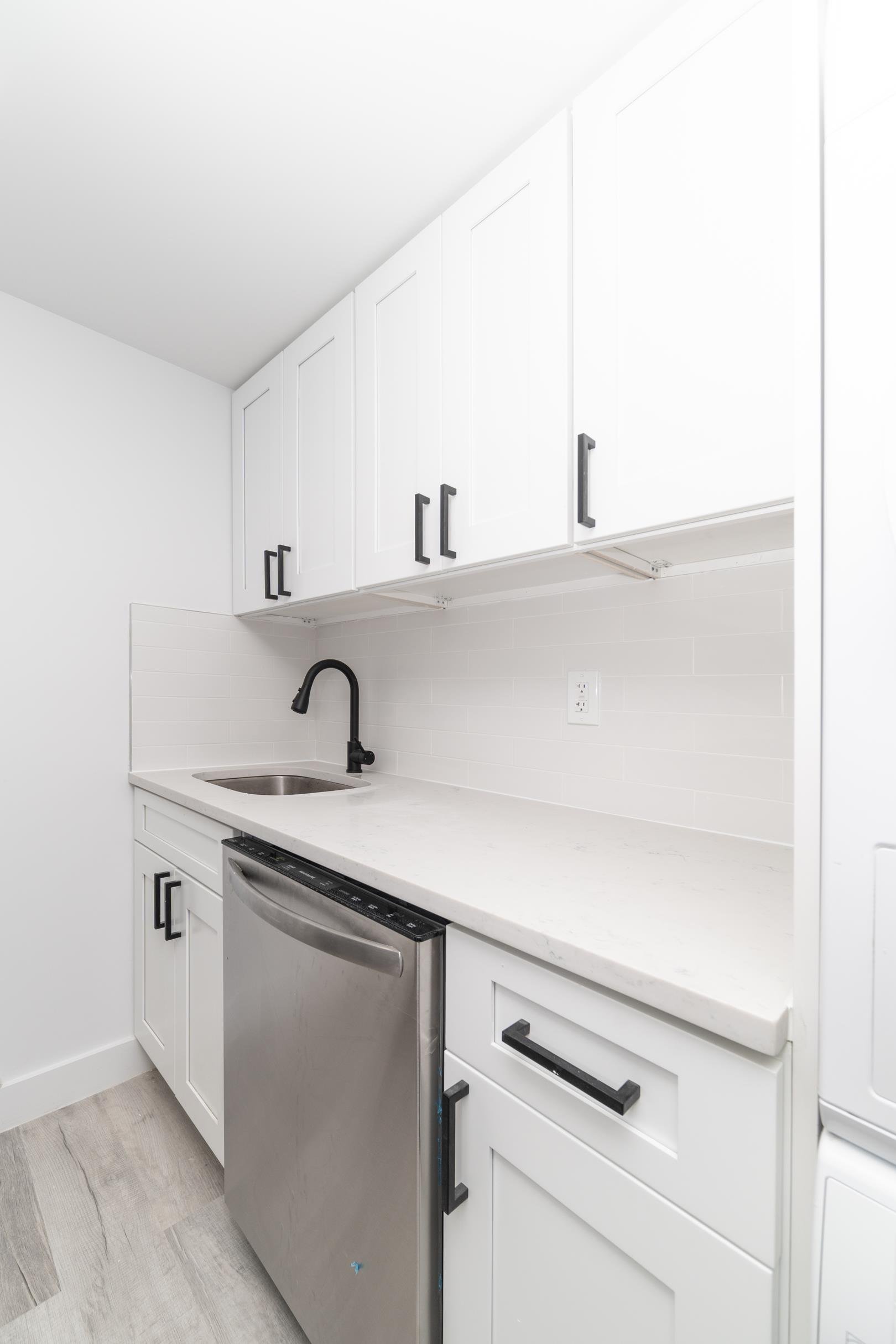 86 East 7th Street, Apt 5