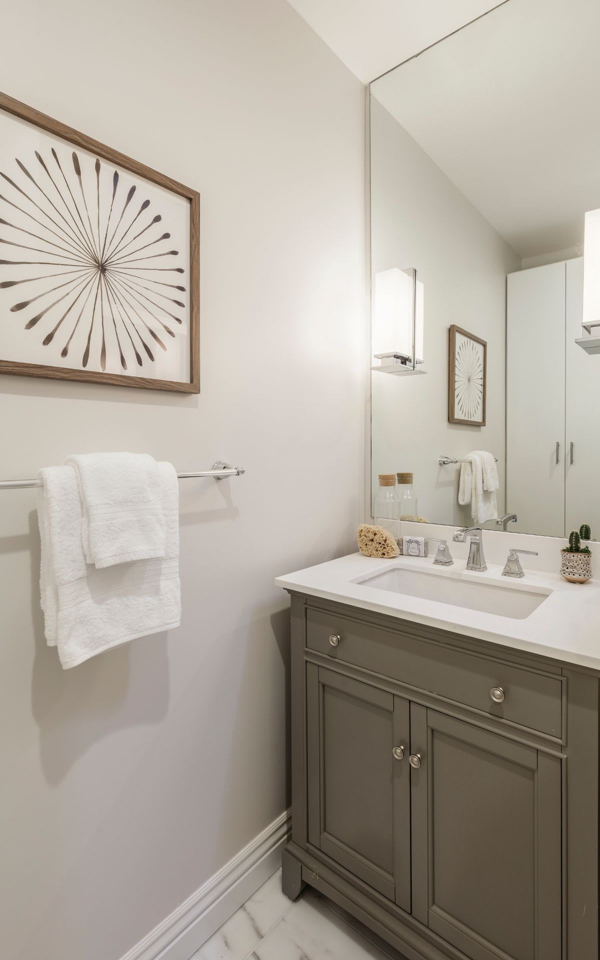 Renovated Marina Garden Condo