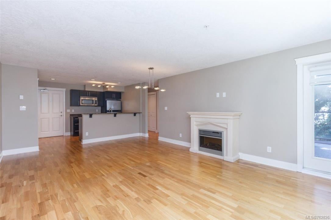 209-2717 Peatt Rd, Langford