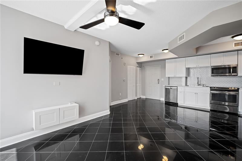 115 SW 11th St Unit #502