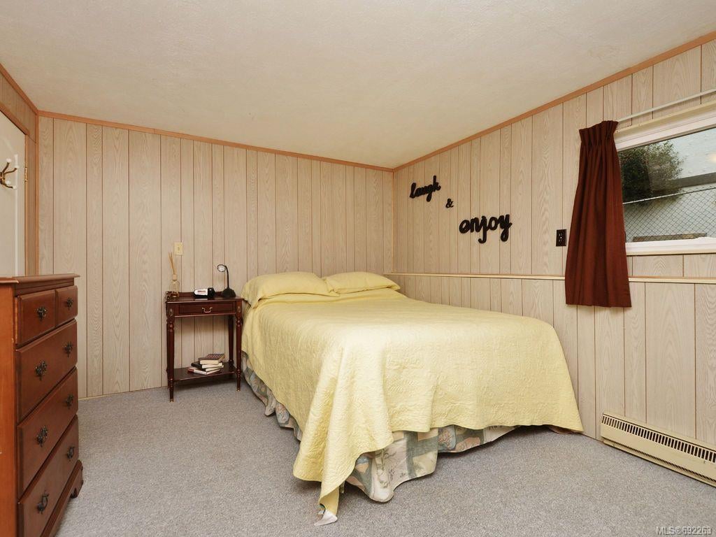 566 Ledsham Rd, Colwood