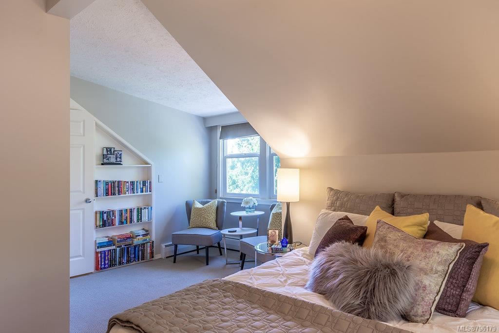 1139 Camrose Cres