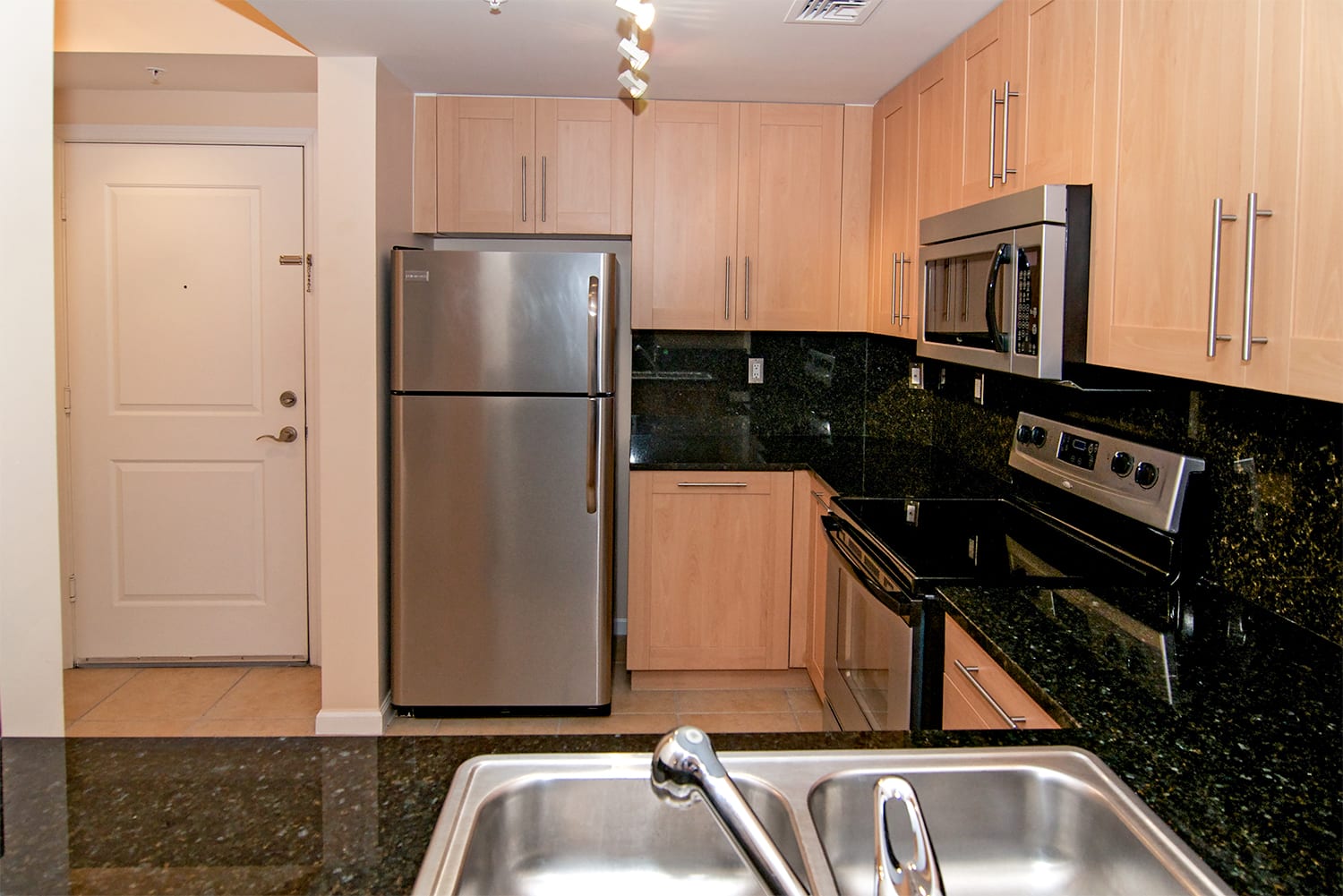 511 SE 5th Av Unit: 1118