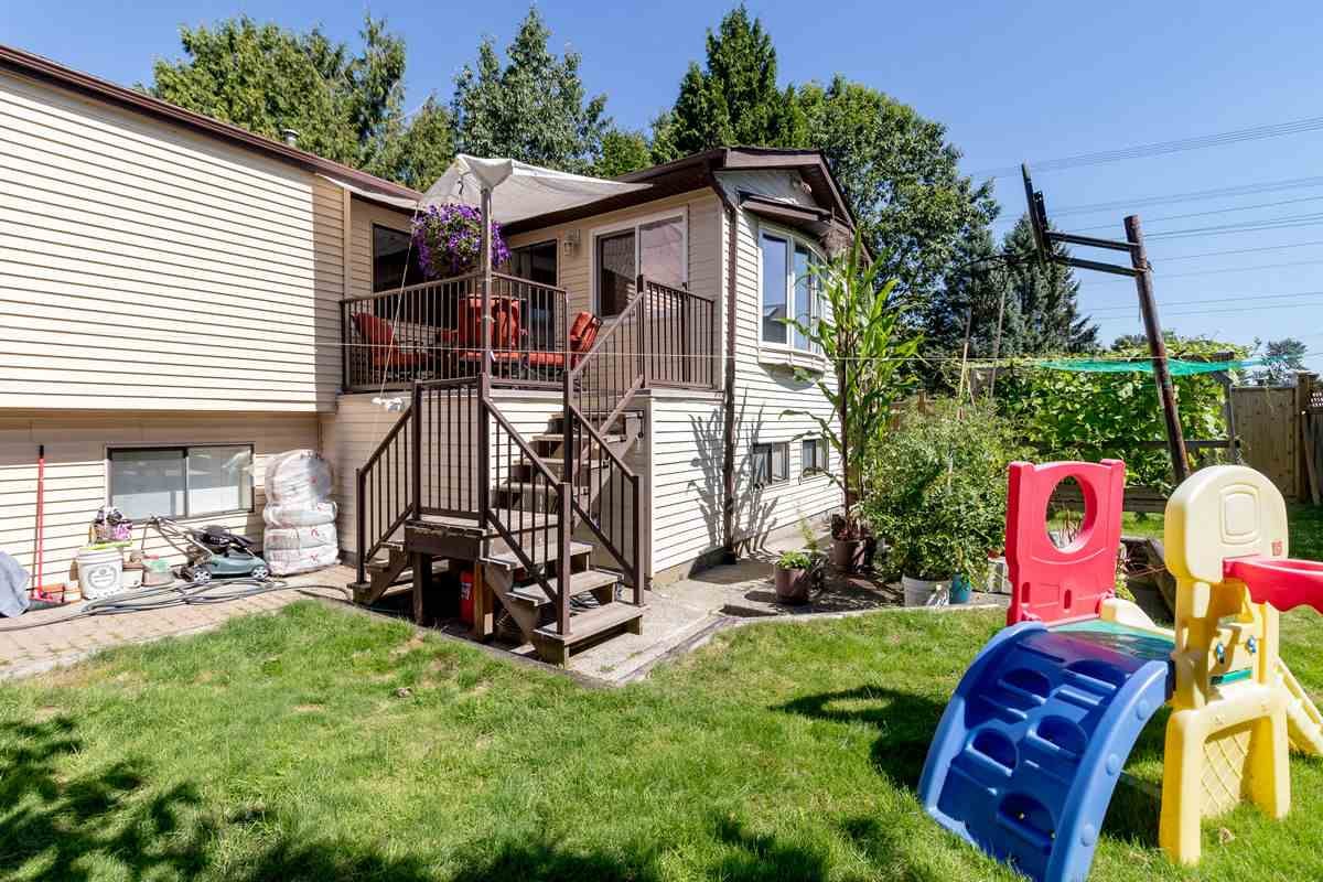 2568 Harrier Dr