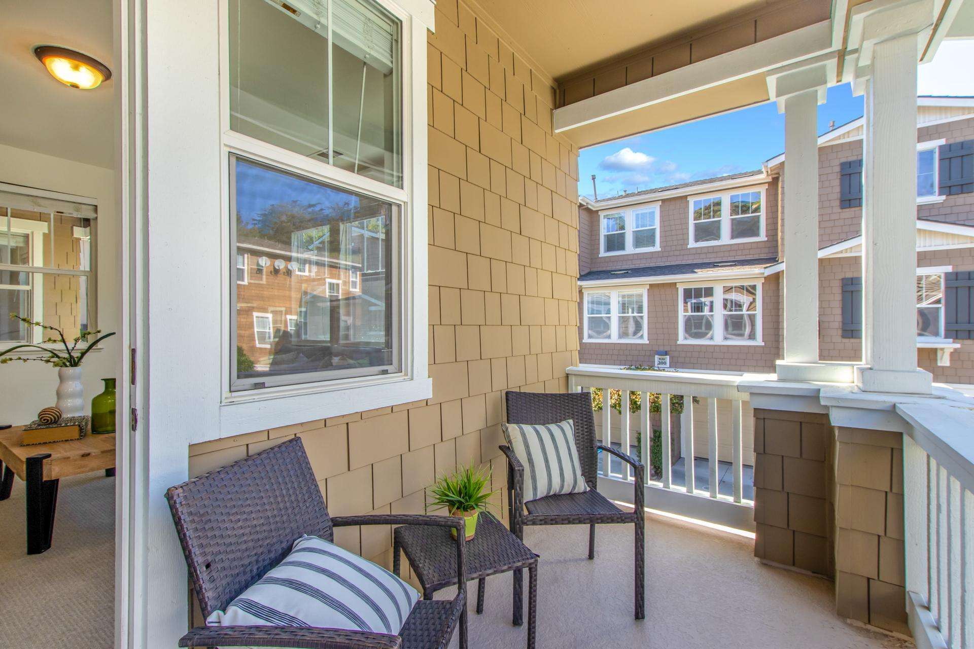 100 Live Oak Way #104