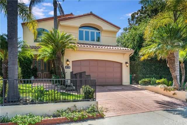 808 Rosecrans Avenue