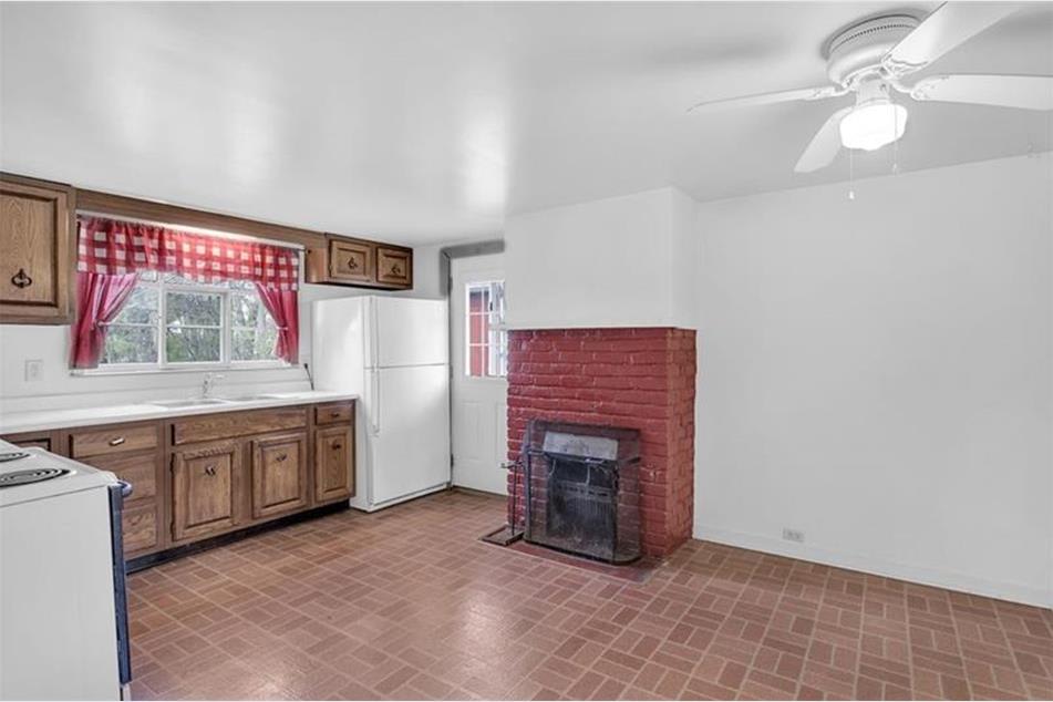 3736 Windover Road