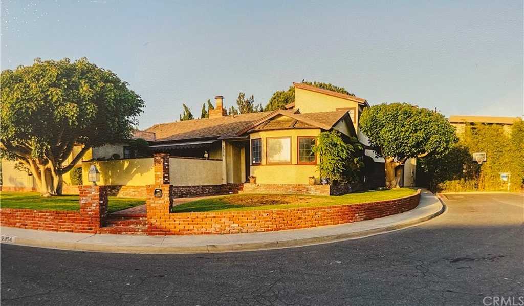 2954 La Carlita St