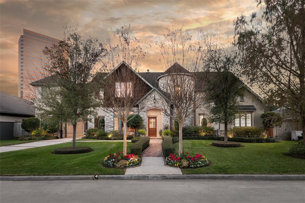 5175 Huckleberry Circle