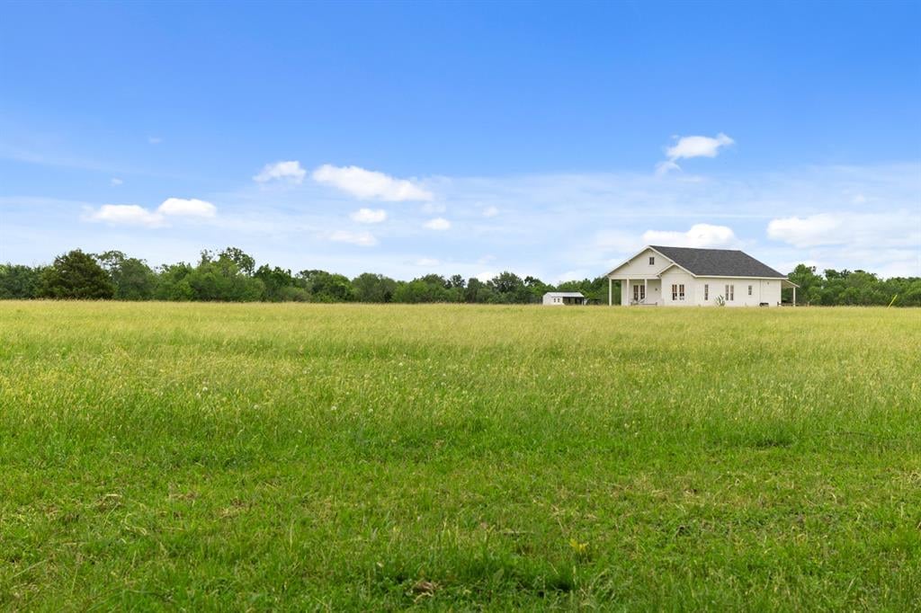 8732 Bleiblerville Rd Brenham, Tx 77833