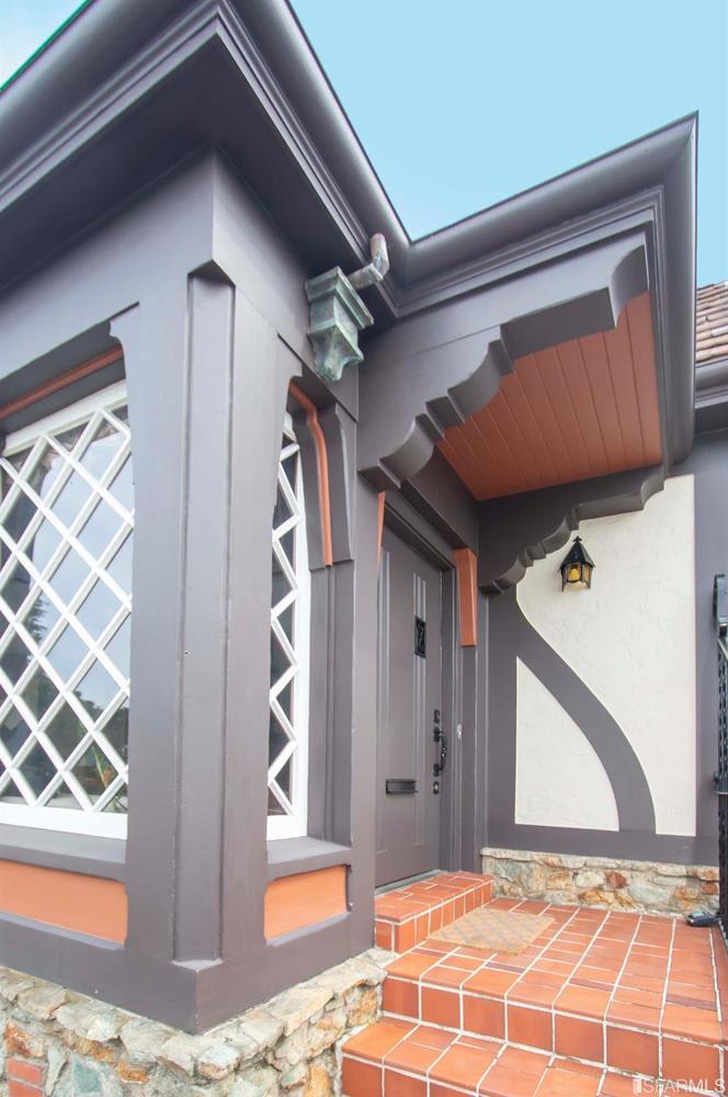 141 Junipero Serra Blvd