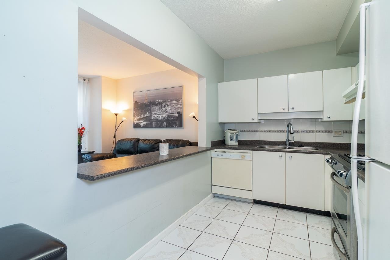 8266 Saba Rd