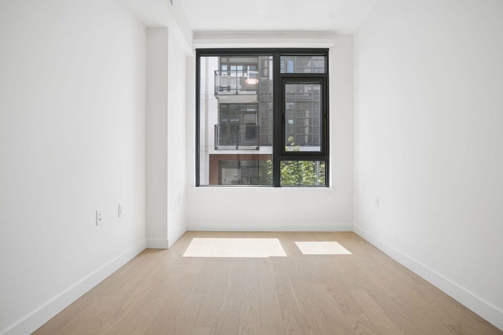 8398 Oak Street 204, Vancouver