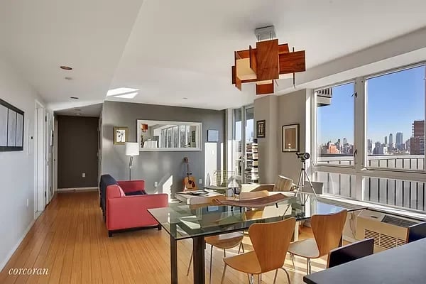 276 13th Street Unit: 5D