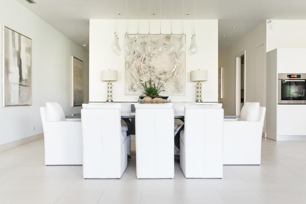 4 Bedroom with Rooftop Located in the Heart of River North
