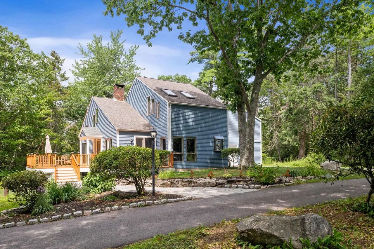 Home for Sale – 19 Highlands Farm Road, Yarmouth, Maine – $895,000
